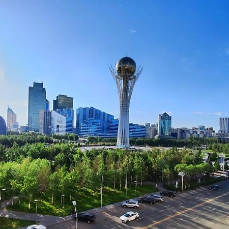36 3Х Комн Кв На 1-8 Человек С Шикарным Видом На Байтерек Astaná Exterior foto